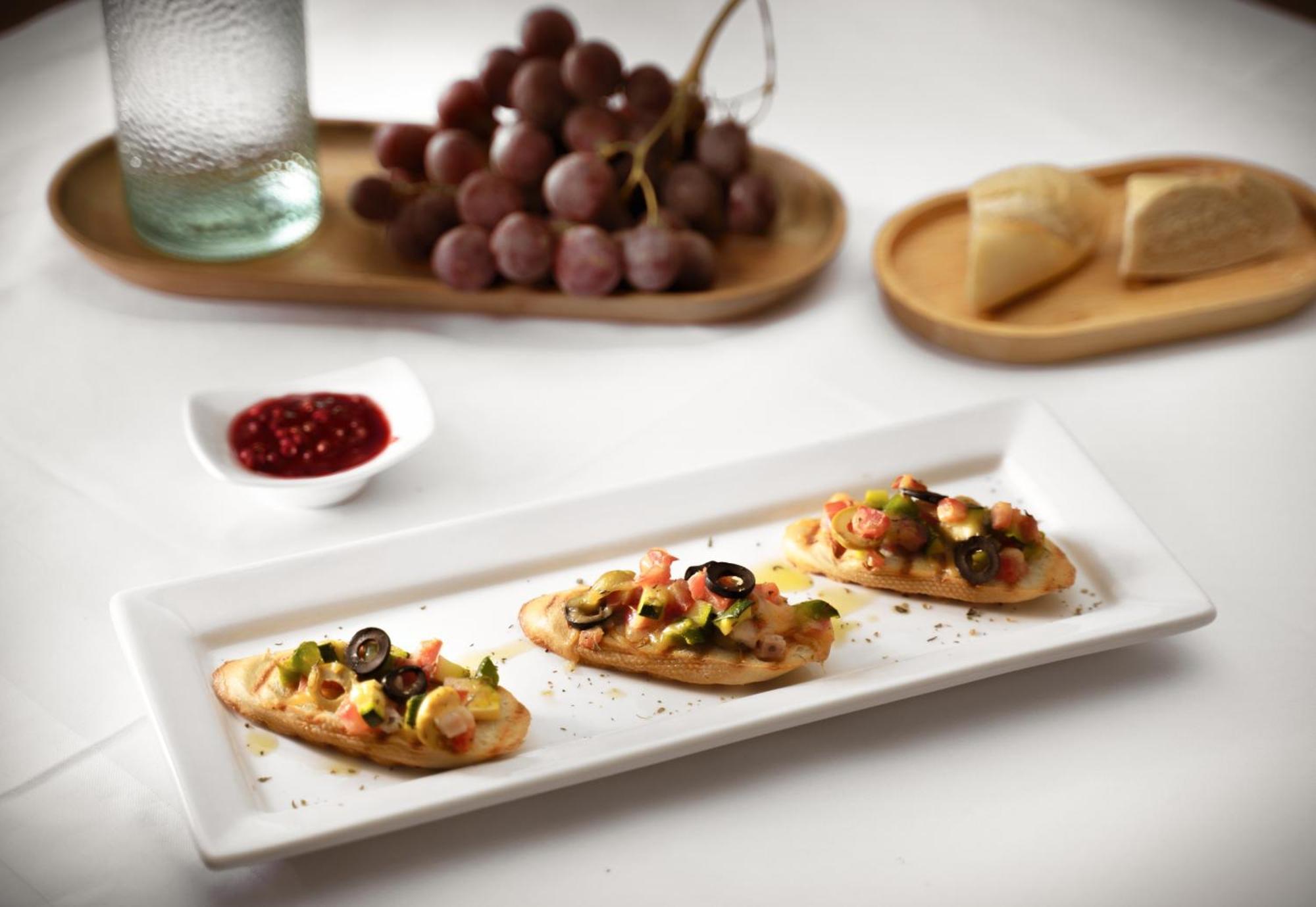 PUY Monvidal By Bura Hotels - Adults Only מראה חיצוני תמונה